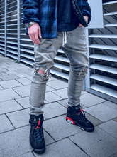 Load image into Gallery viewer, Dirty Wash Denim